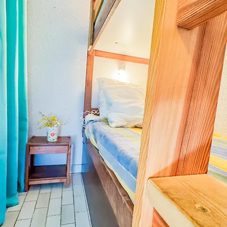 4 People-pool -elevator-near Apartment *