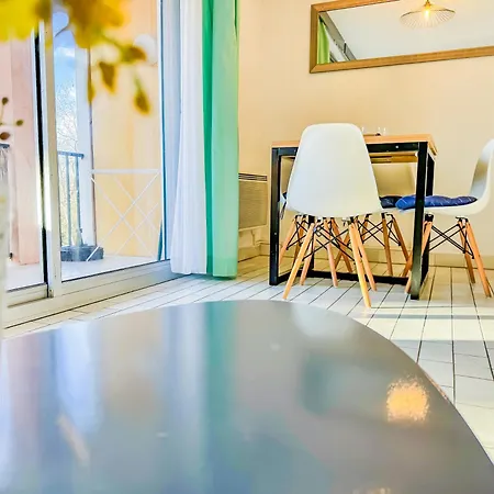 4 Personnes Piscine Ascenseur Proche Apartment *